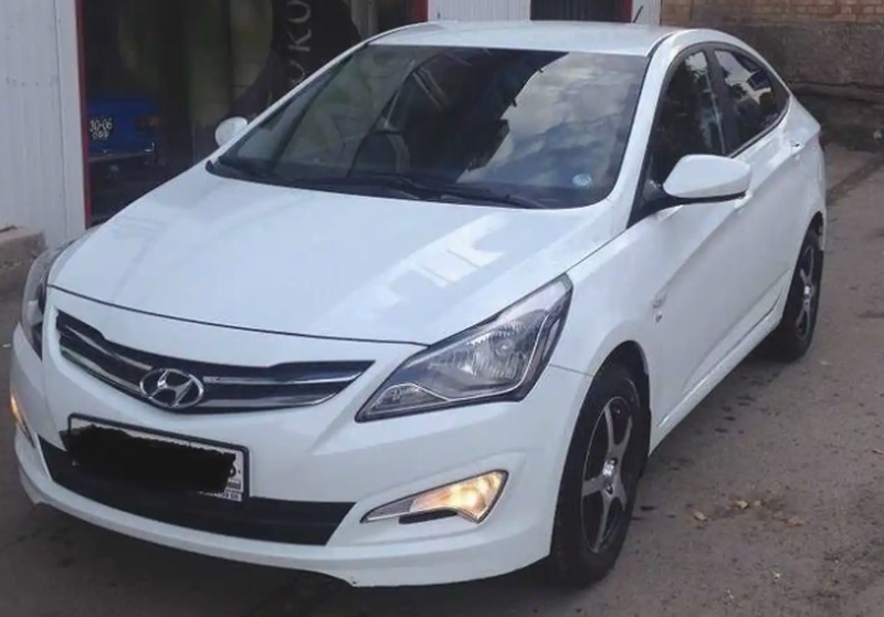 Бампер передний Hyundai Solaris